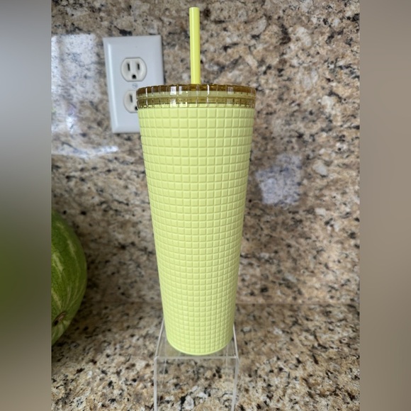 Starbucks Yellow Tumbler venti size grid pattern - Picture 2 of 4